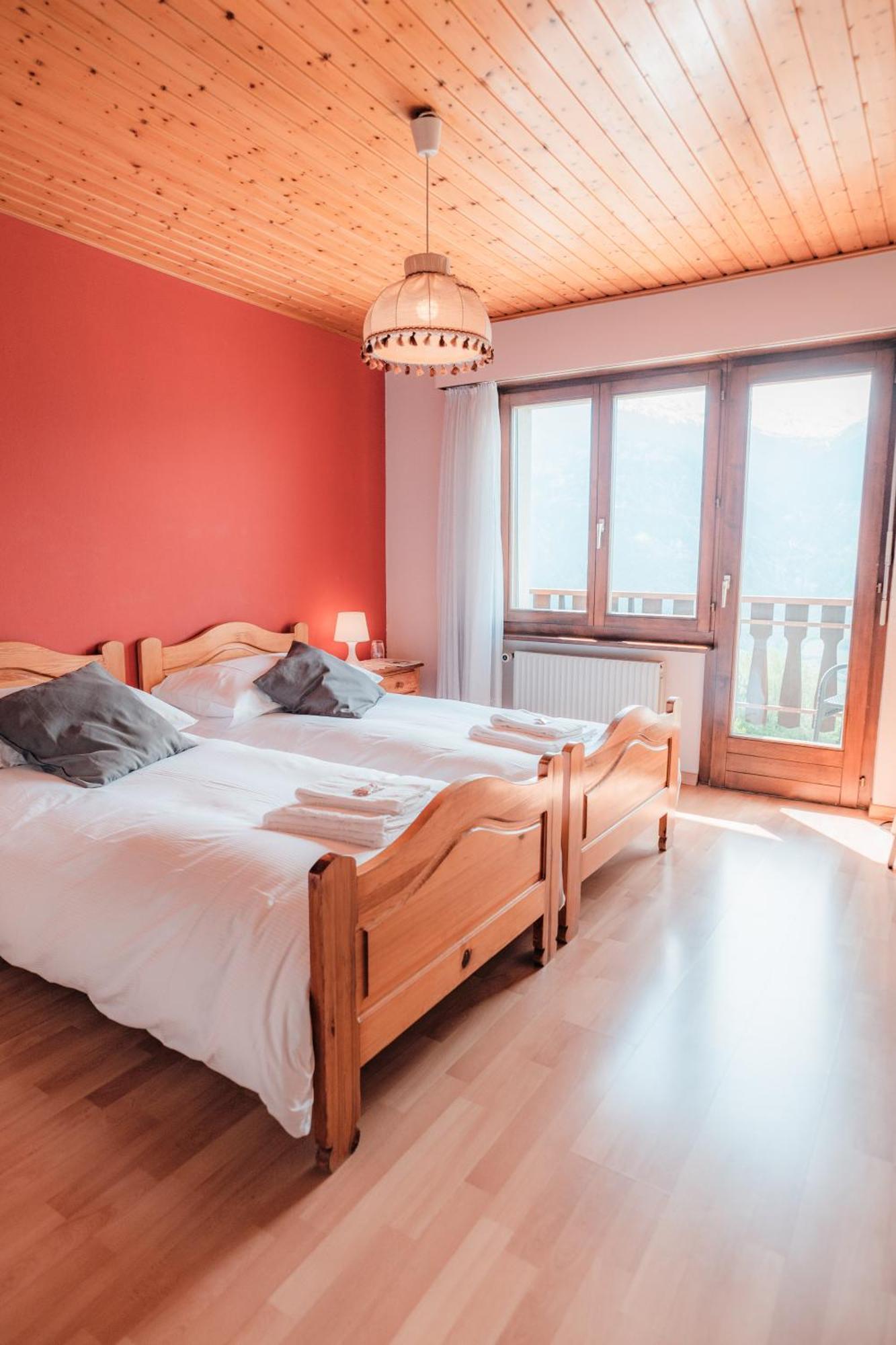 Relais Fleuri Hotel Chermignon-d'en Bas Bagian luar foto